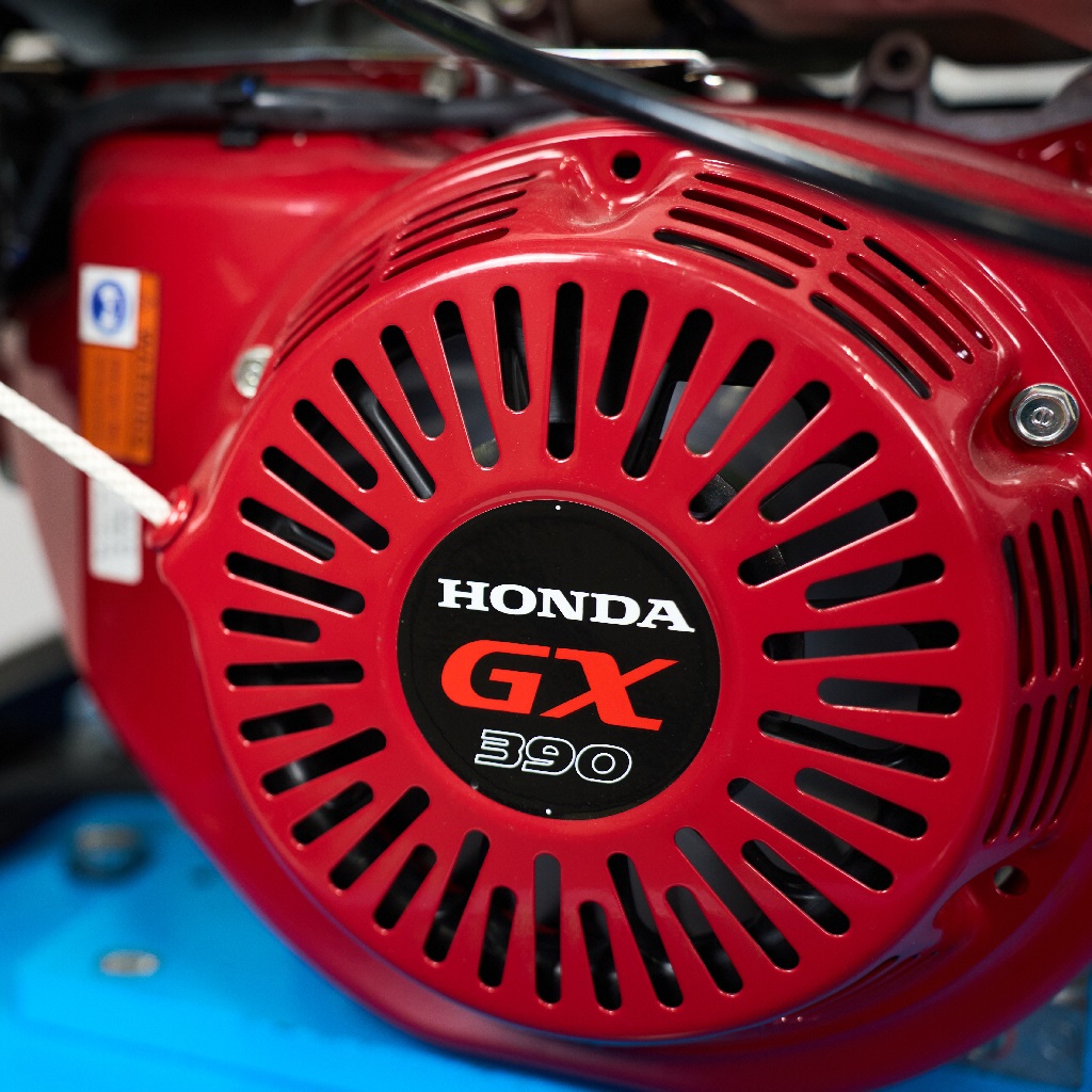 Виброплита Robust CPC-600 HE бензиновая с Honda